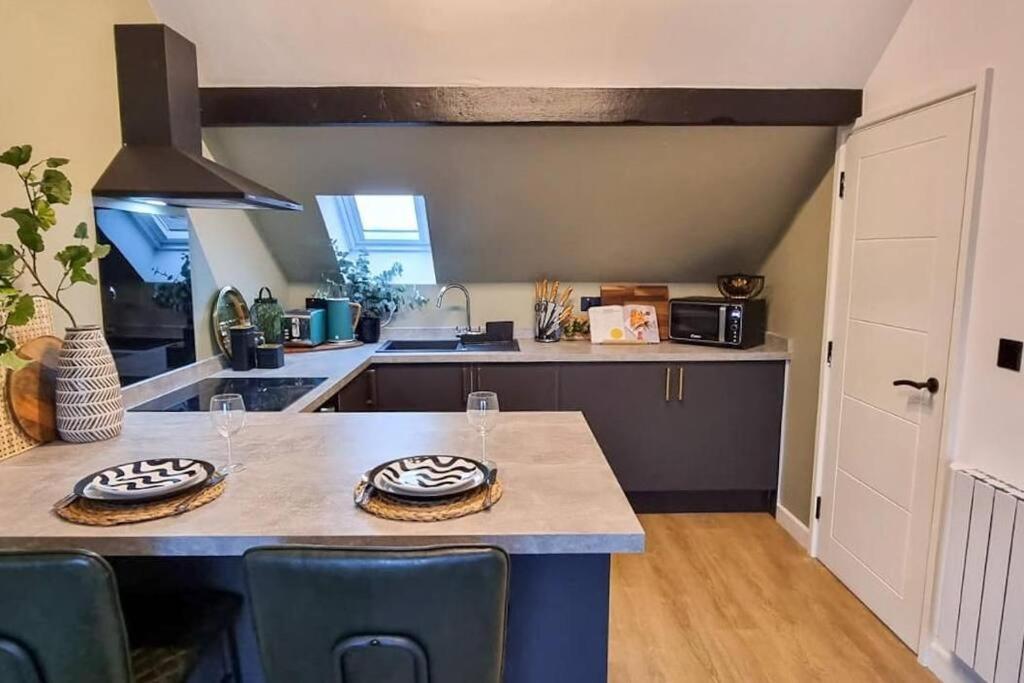 Super Stylish Apartment In Urmston Flat 3 Exterior foto